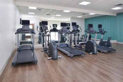 Holiday Inn Express And Suites Shreveport - Downtown image 21