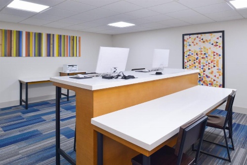 Holiday Inn Express And Suites Shreveport - Downtown image 25